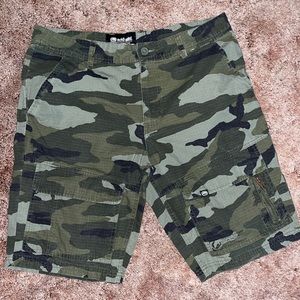 Mens Ecko Unlimited Camouflage Cargo Shorts Size Large